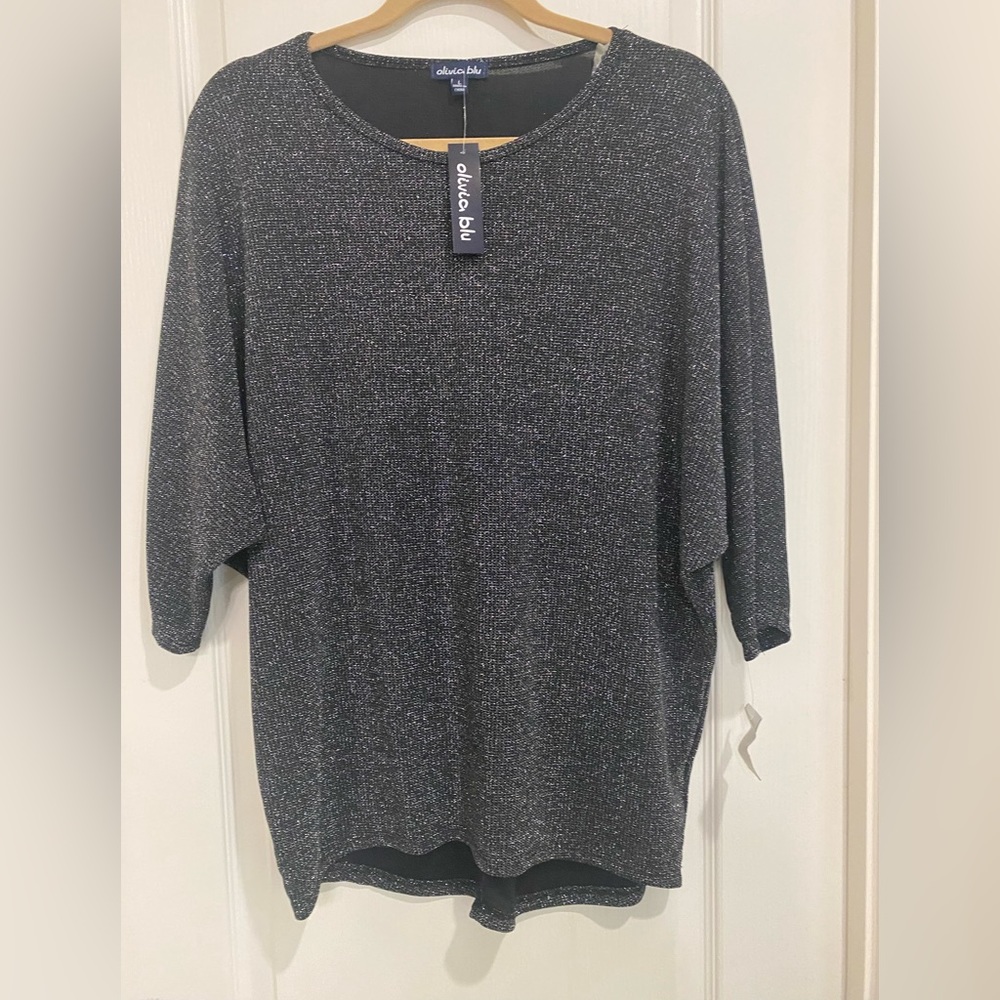 Olivia Blu black & silver lightweight shiny top elbow length sleeves Size L NWT